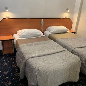 Kamer met Twee Aparte Bedden